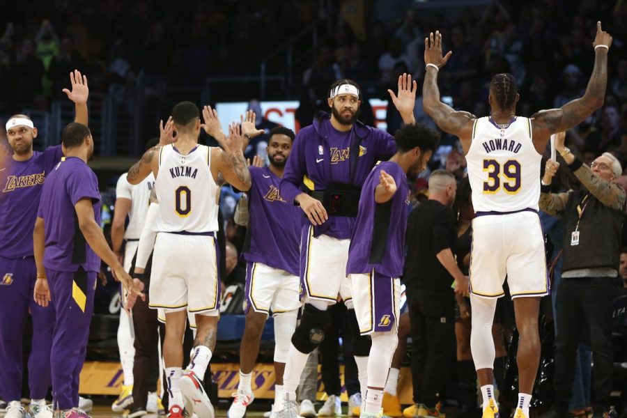 Lakers+are+back+as+contenders