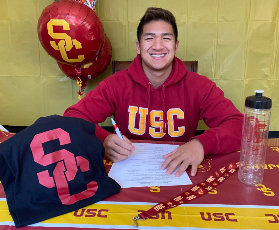 DB+swimmer+commits+to+USC